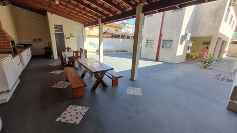 Casa de Aluguel Temporada Praia Grande a Poucos metros do mar!