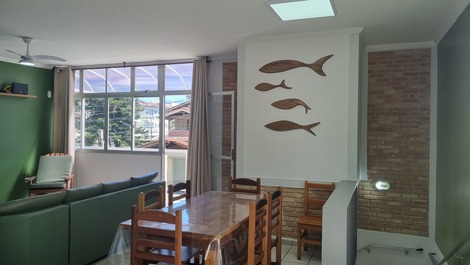 Casa de Aluguel Temporada Praia Grande a Poucos metros do mar!