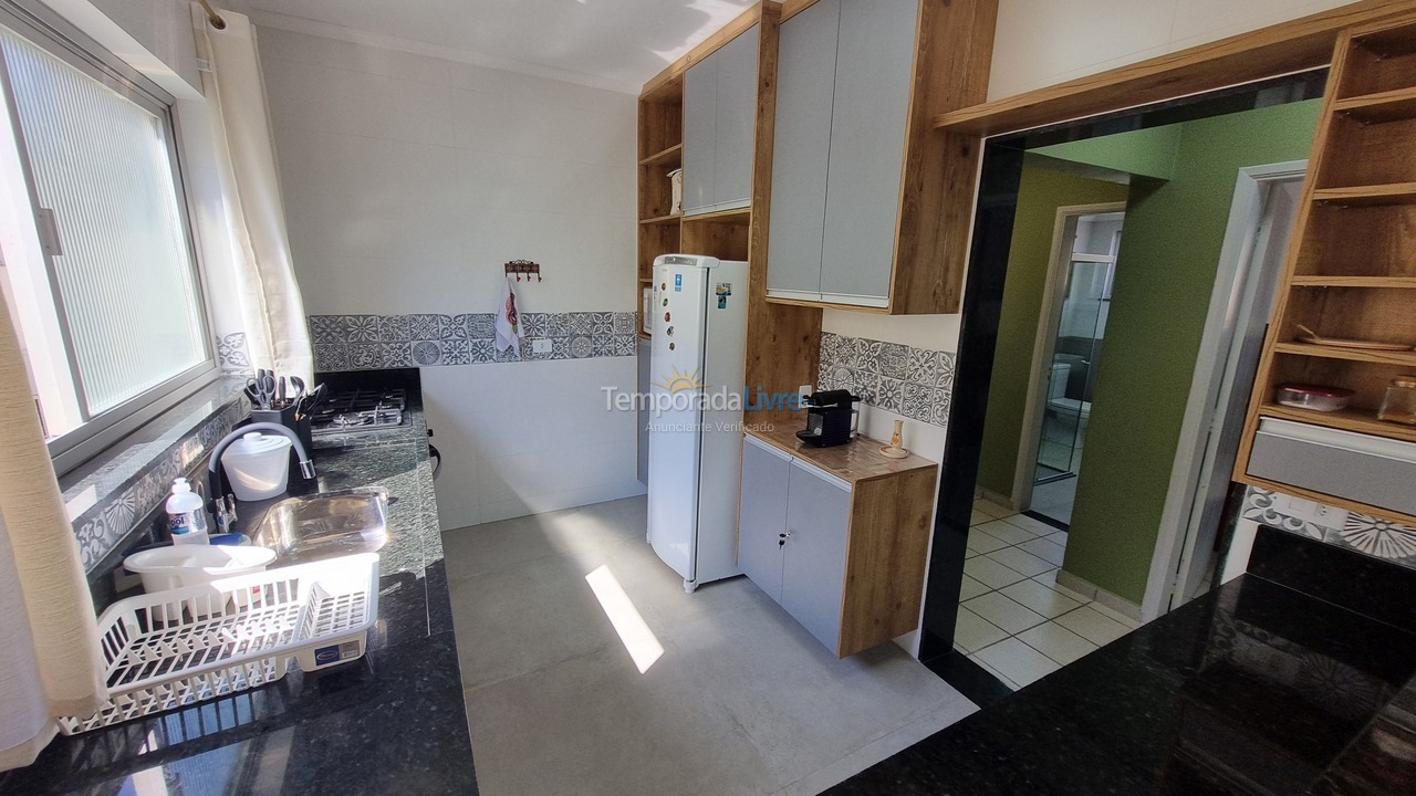 Casa para aluguel de temporada em Ubatuba (Praia Grande)
