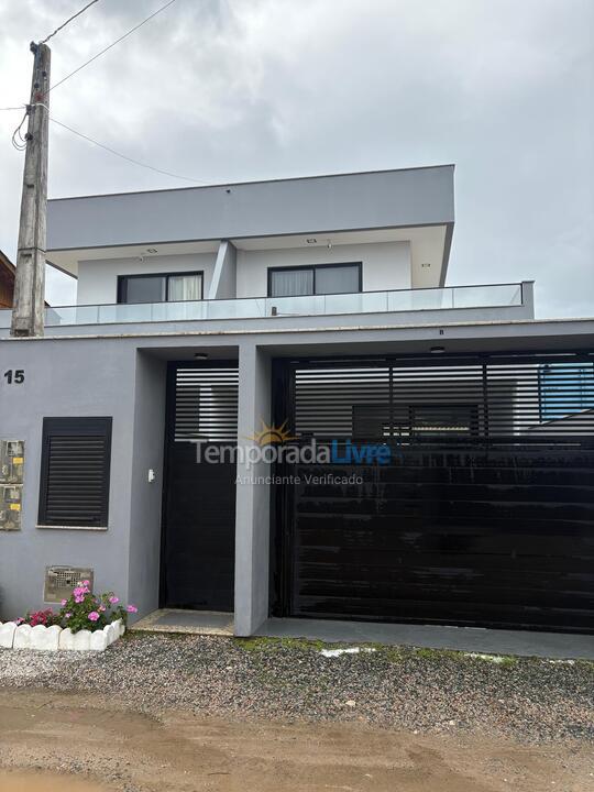 Casa para alquiler de vacaciones em Bombinhas (Canto Grande)