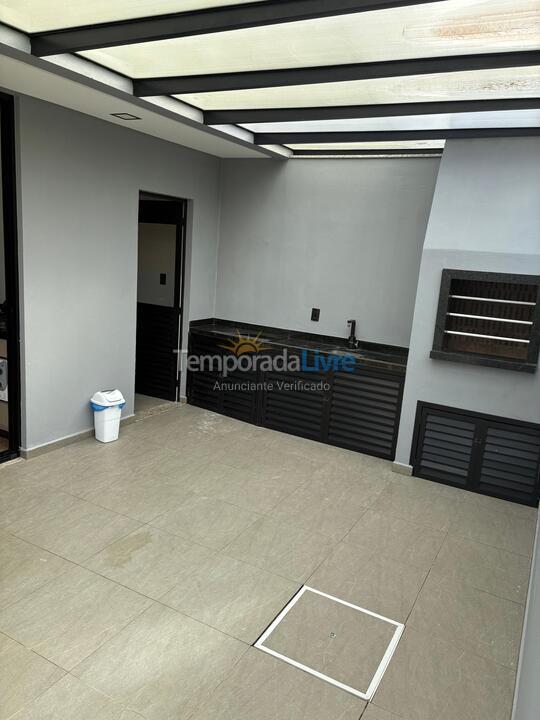 Casa para alquiler de vacaciones em Bombinhas (Canto Grande)