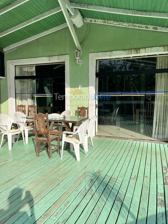 Casa para aluguel de temporada em Ilhabela (Engenho Dágua)