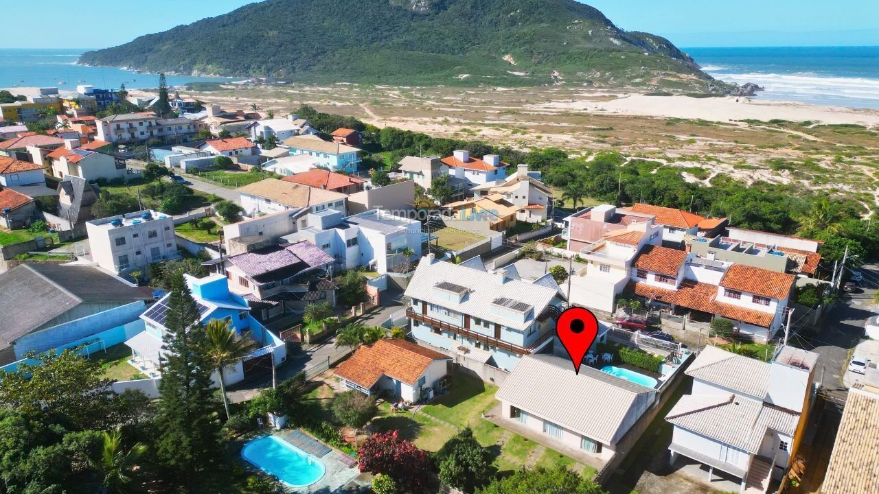 Apartamento para aluguel de temporada em Florianópolis (Praia do Santinho)