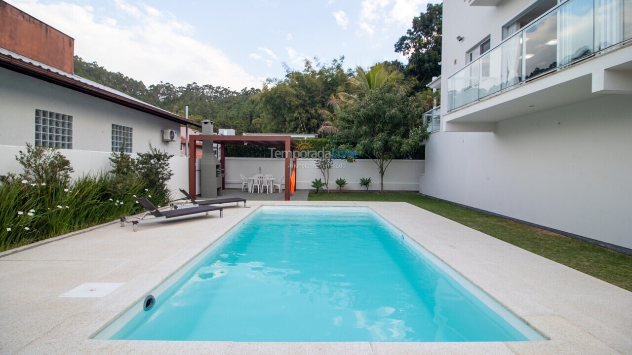 Casa para aluguel de temporada em Florianopolis (Canasvieiras)
