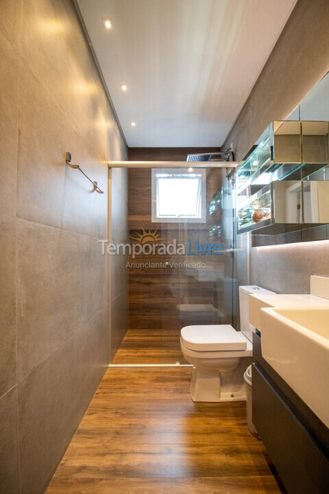 Casa para aluguel de temporada em Florianopolis (Canasvieiras)