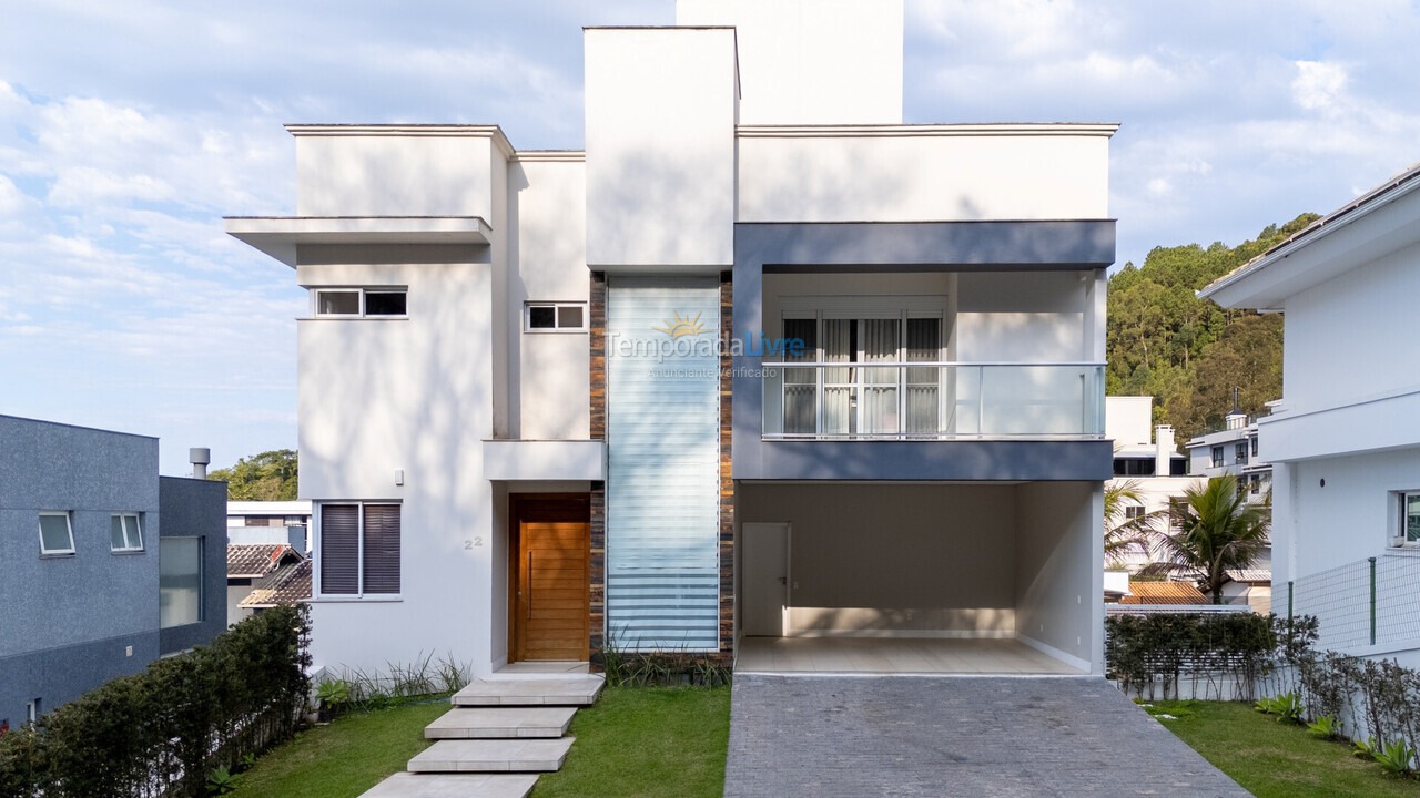Casa para aluguel de temporada em Florianopolis (Canasvieiras)