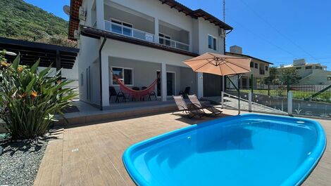 House for rent in Bombinhas - Praia de Bombas