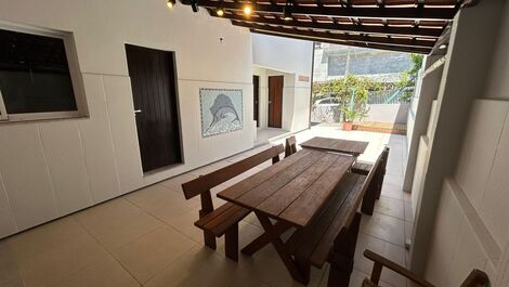 🏡 Linda Casa com Piscina na Praia de Bombas 🌊