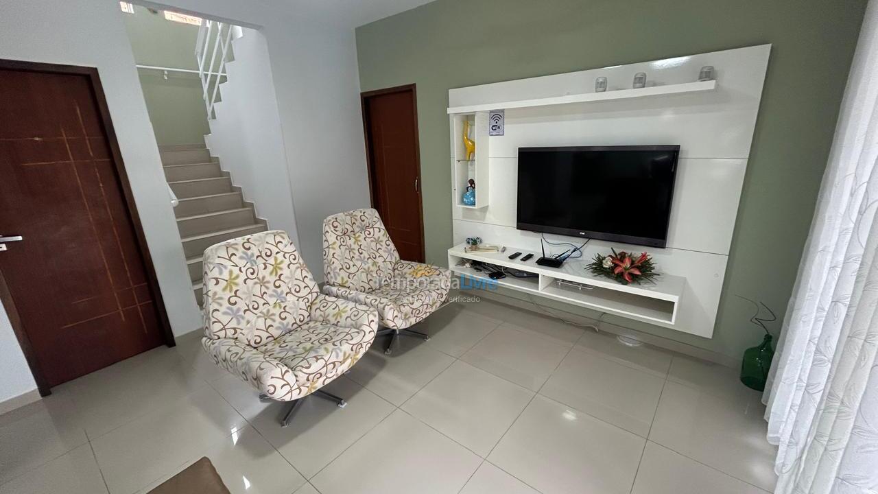 Casa para aluguel de temporada em Bombinhas (Praia de Bombas)