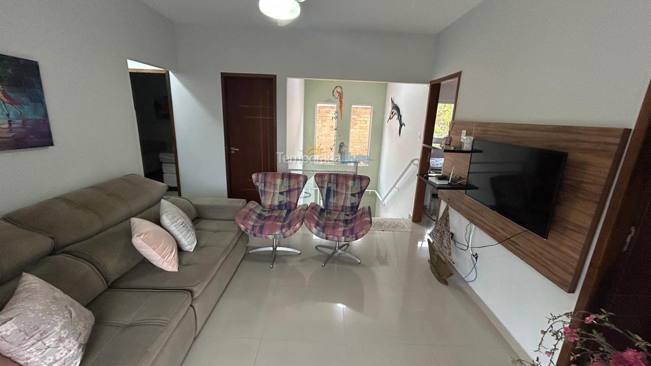 Casa para aluguel de temporada em Bombinhas (Praia de Bombas)