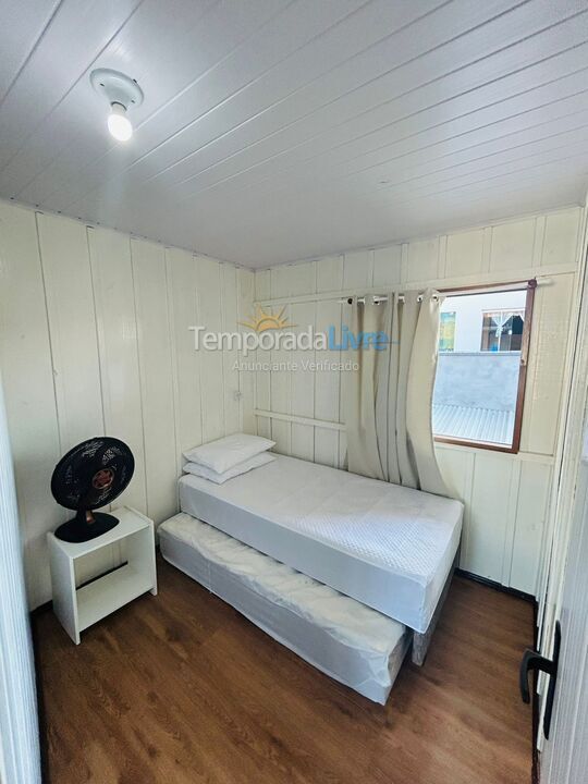 House for vacation rental in Bombinhas (Praia de Bombas)