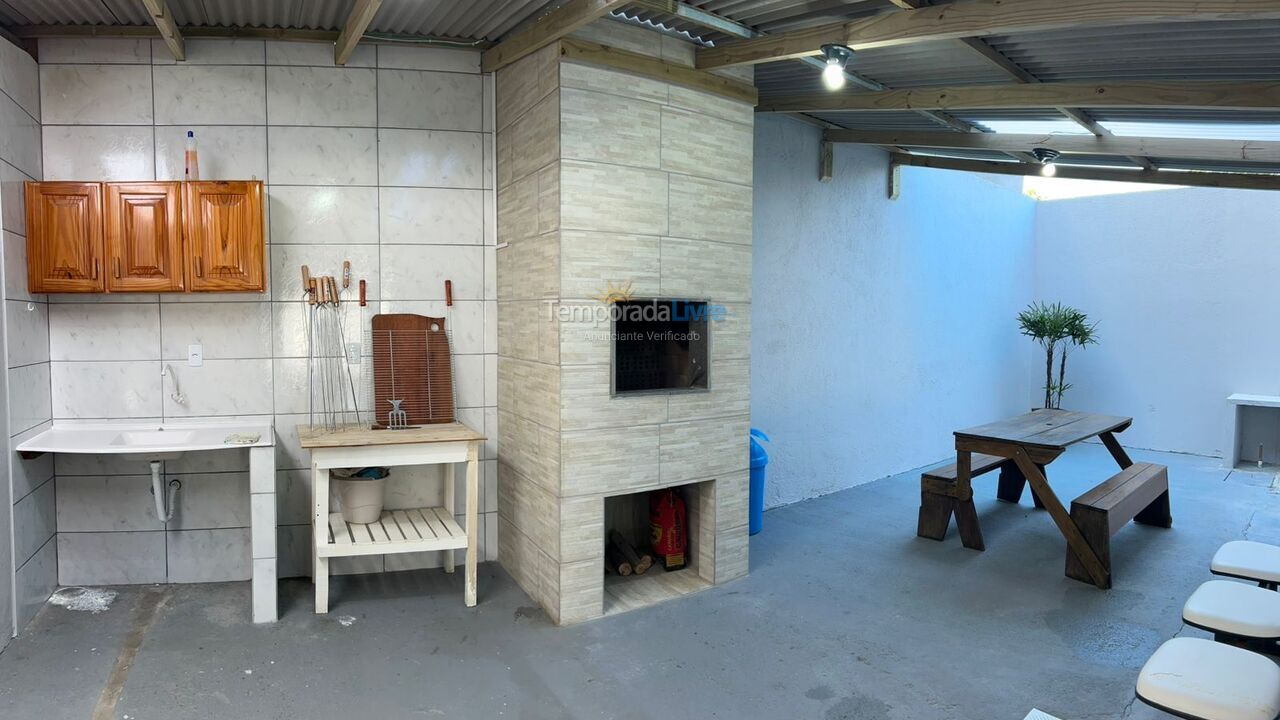 House for vacation rental in Bombinhas (Praia de Bombas)