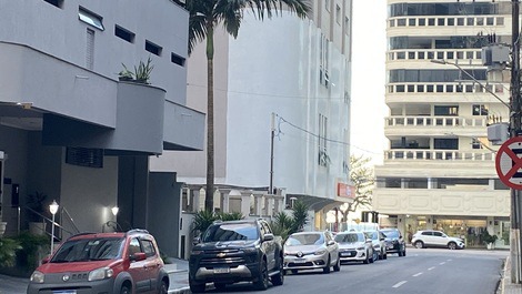 Apartamento há 160 metros da praia