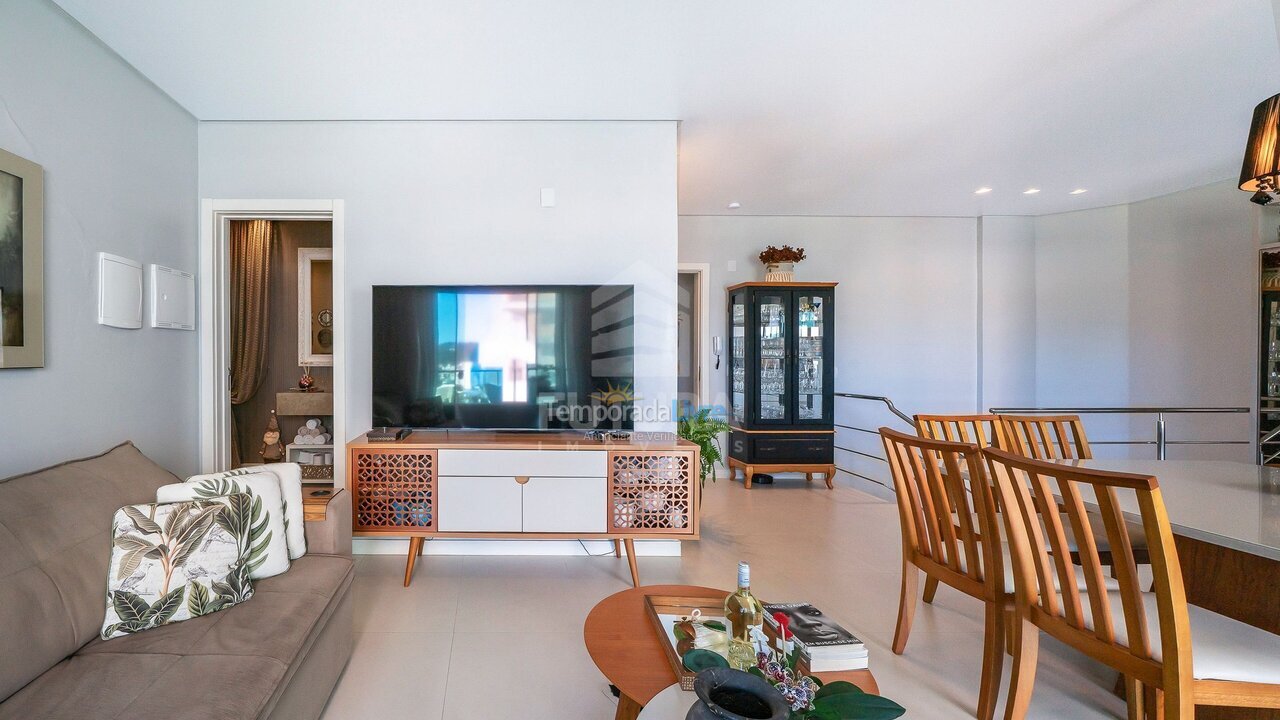 Apartamento para aluguel de temporada em Bombinhas (Praia de Bombas)