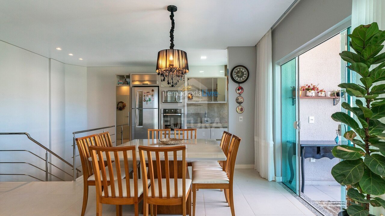 Apartamento para aluguel de temporada em Bombinhas (Praia de Bombas)