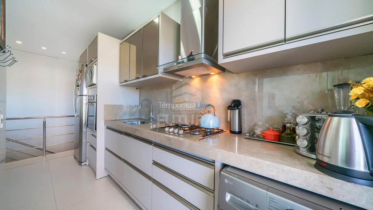 Apartamento para aluguel de temporada em Bombinhas (Praia de Bombas)