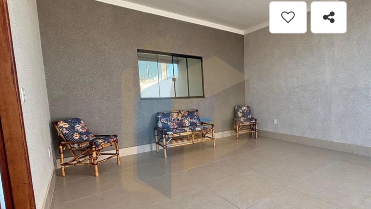 Casa para aluguel de temporada em Caldas Novas (Setor de Mansoes Aguas Quentes)