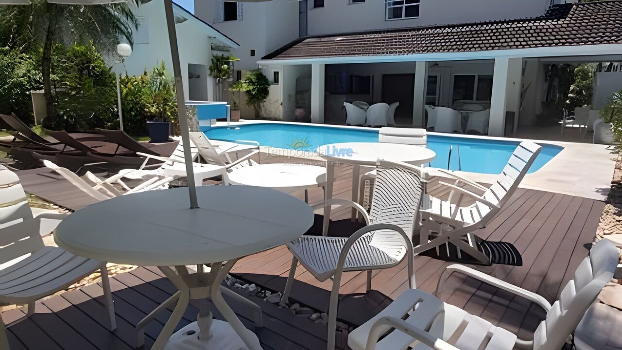 Chácara / sítio para aluguel de temporada em Bertioga (Riviera de São Lourenço)