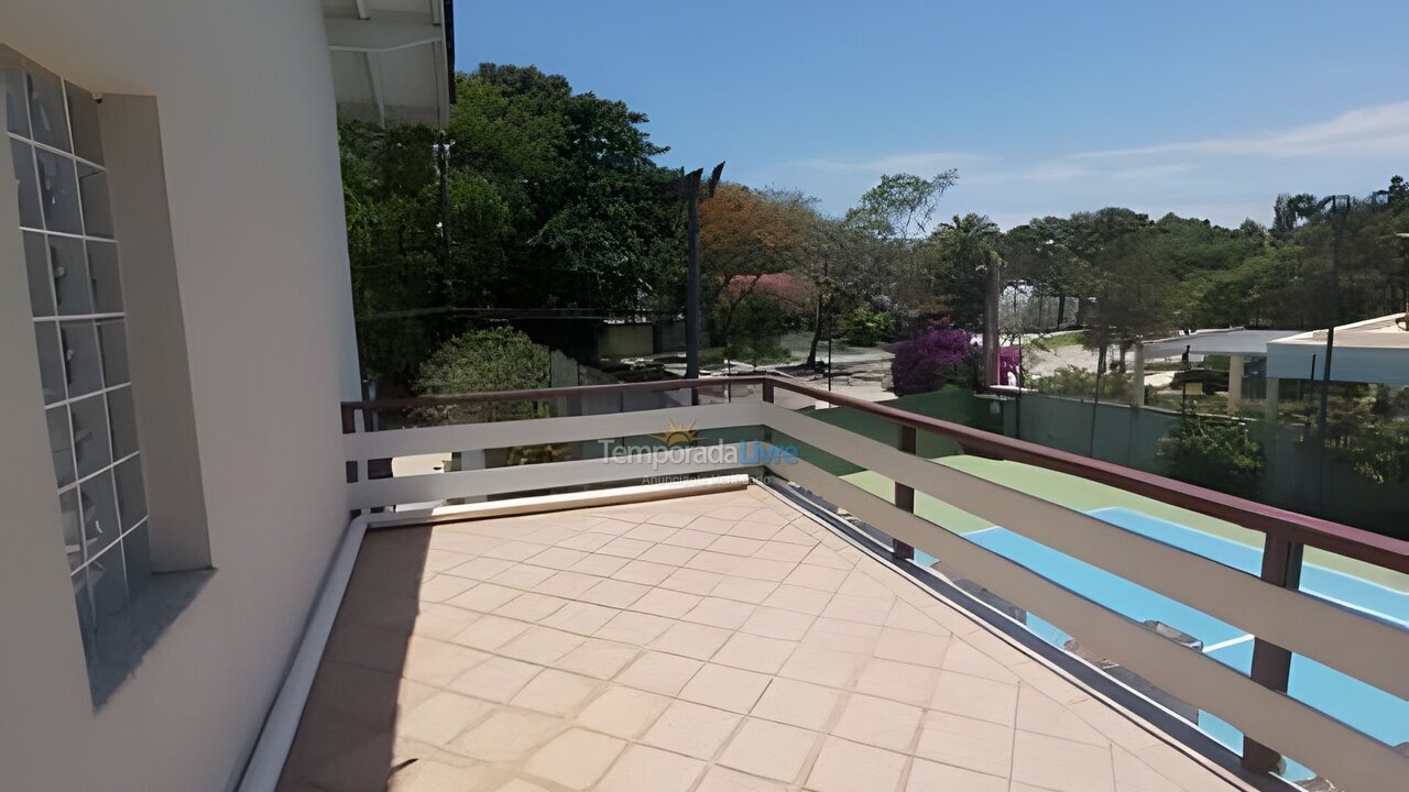 Chácara / sítio para aluguel de temporada em Bertioga (Riviera de São Lourenço)