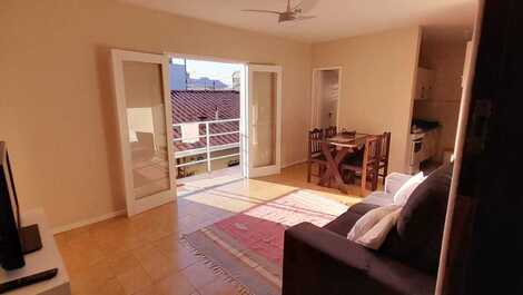 Great kitchenette 30m from Prainha, sleeps 4, WI-FI