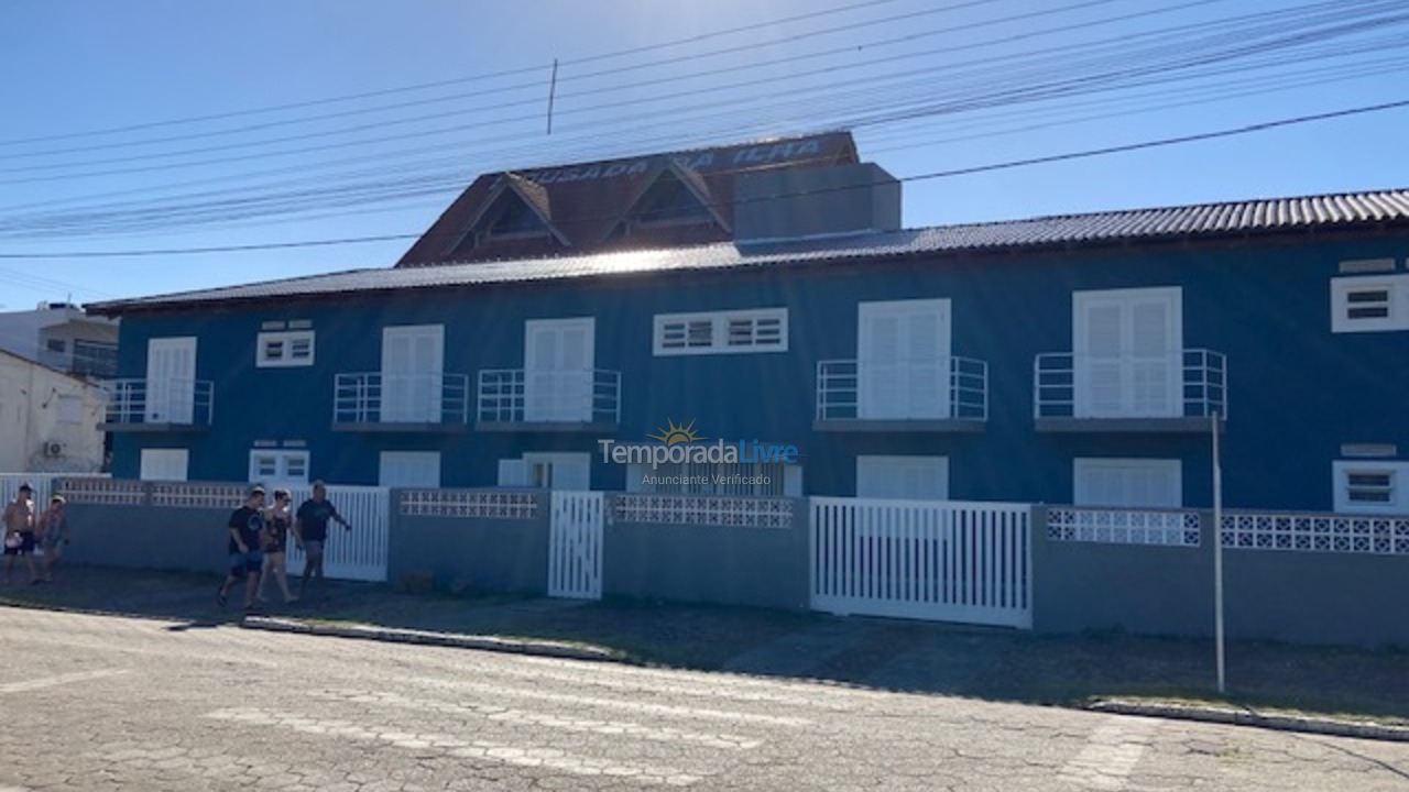 Apartment for vacation rental in São Francisco do Sul (Prainha)