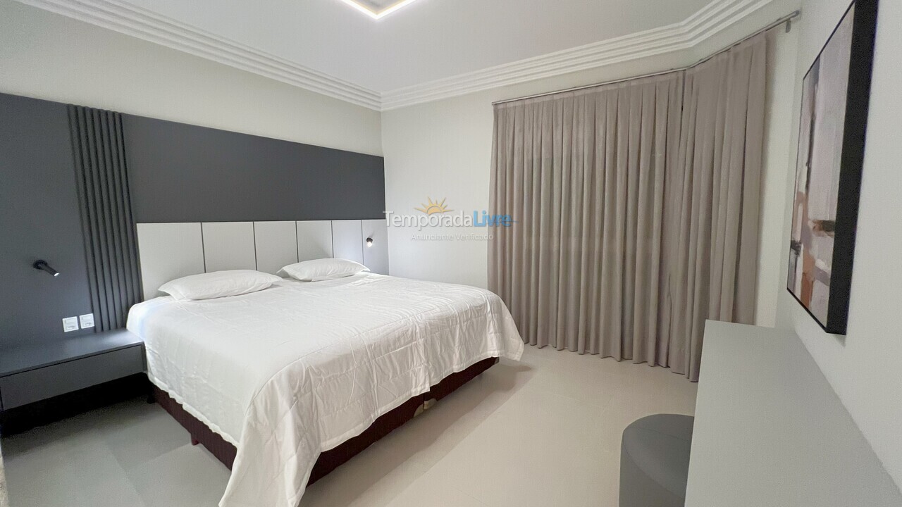 Apartamento para aluguel de temporada em Itapema (Centro)