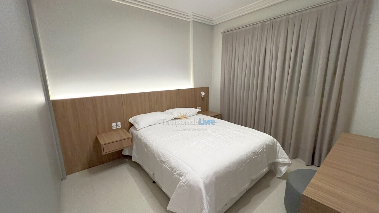 Apartamento para aluguel de temporada em Itapema (Centro)