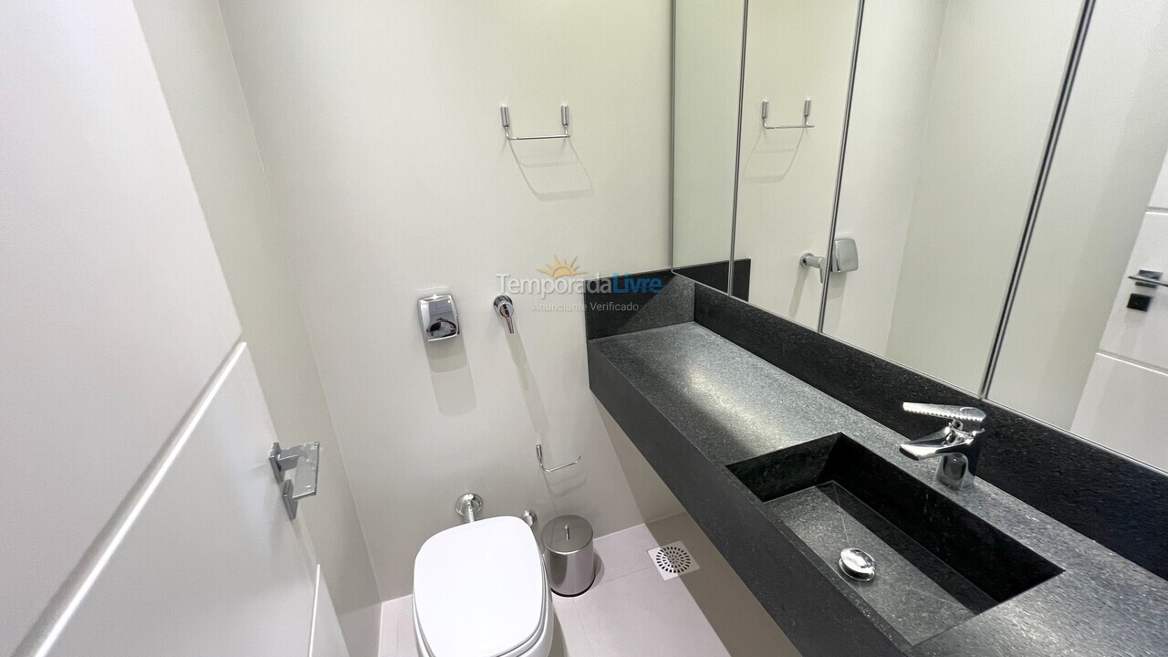 Apartamento para aluguel de temporada em Itapema (Centro)