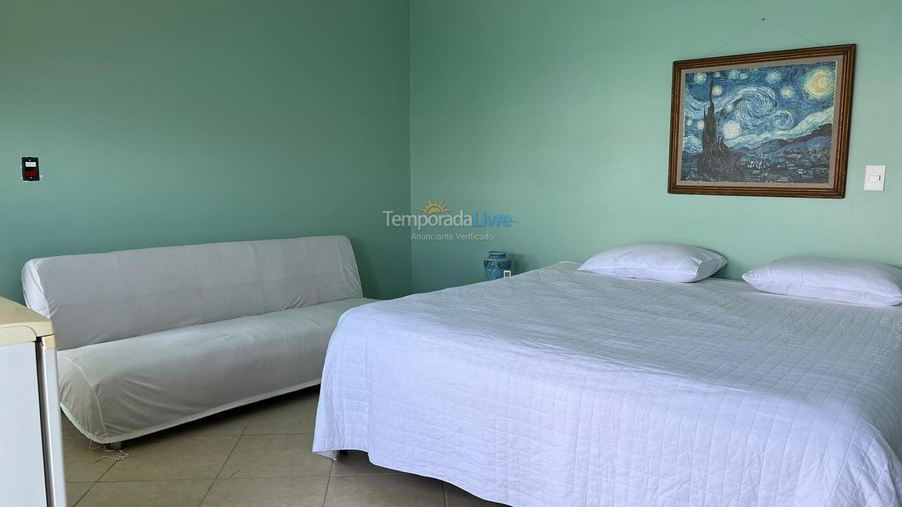 Casa para aluguel de temporada em Guarujá (Enseada)