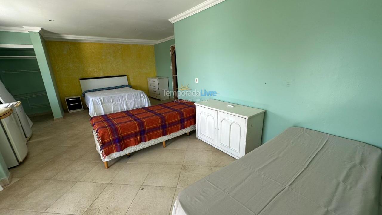 Casa para aluguel de temporada em Guarujá (Enseada)