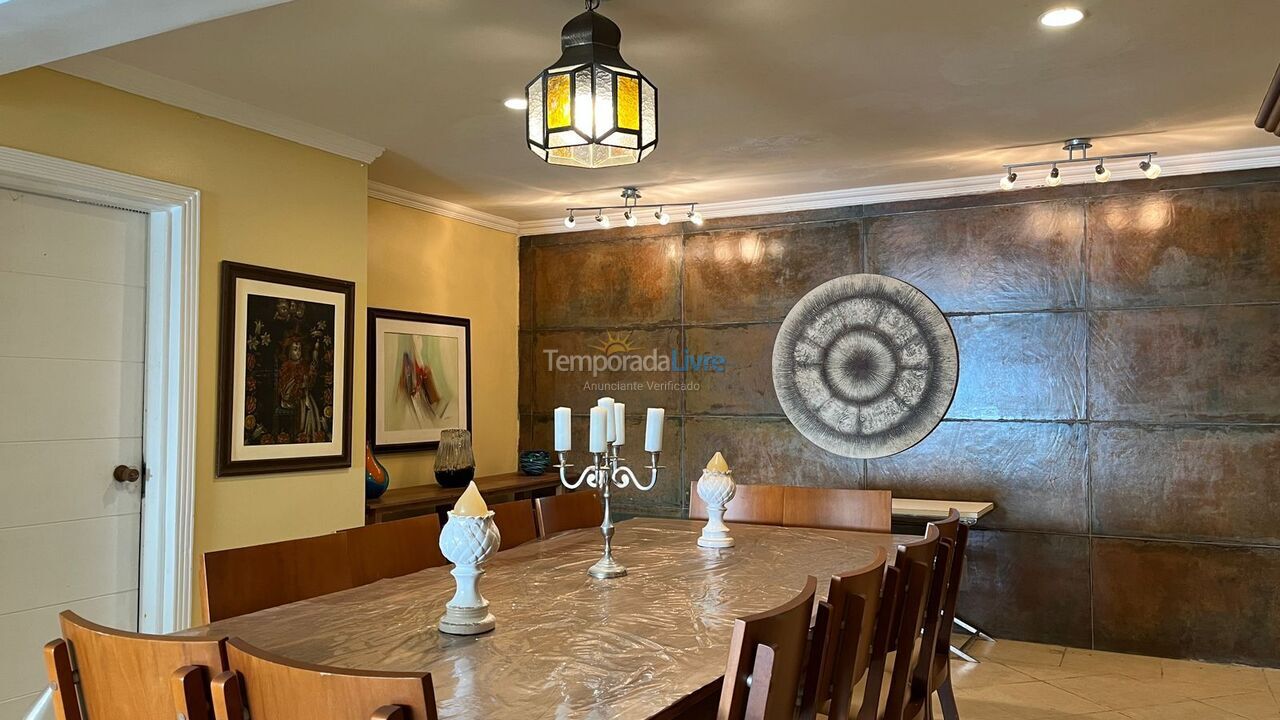 Casa para aluguel de temporada em Guarujá (Enseada)