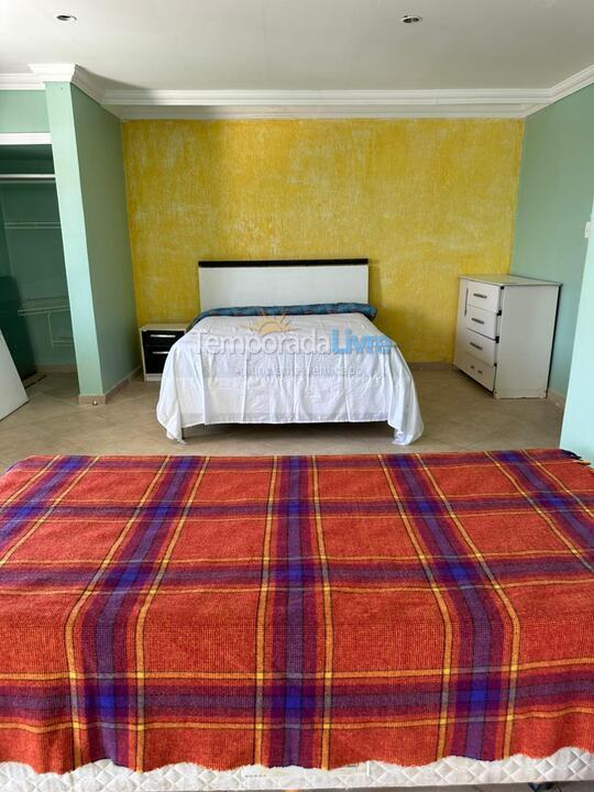 Casa para aluguel de temporada em Guarujá (Enseada)