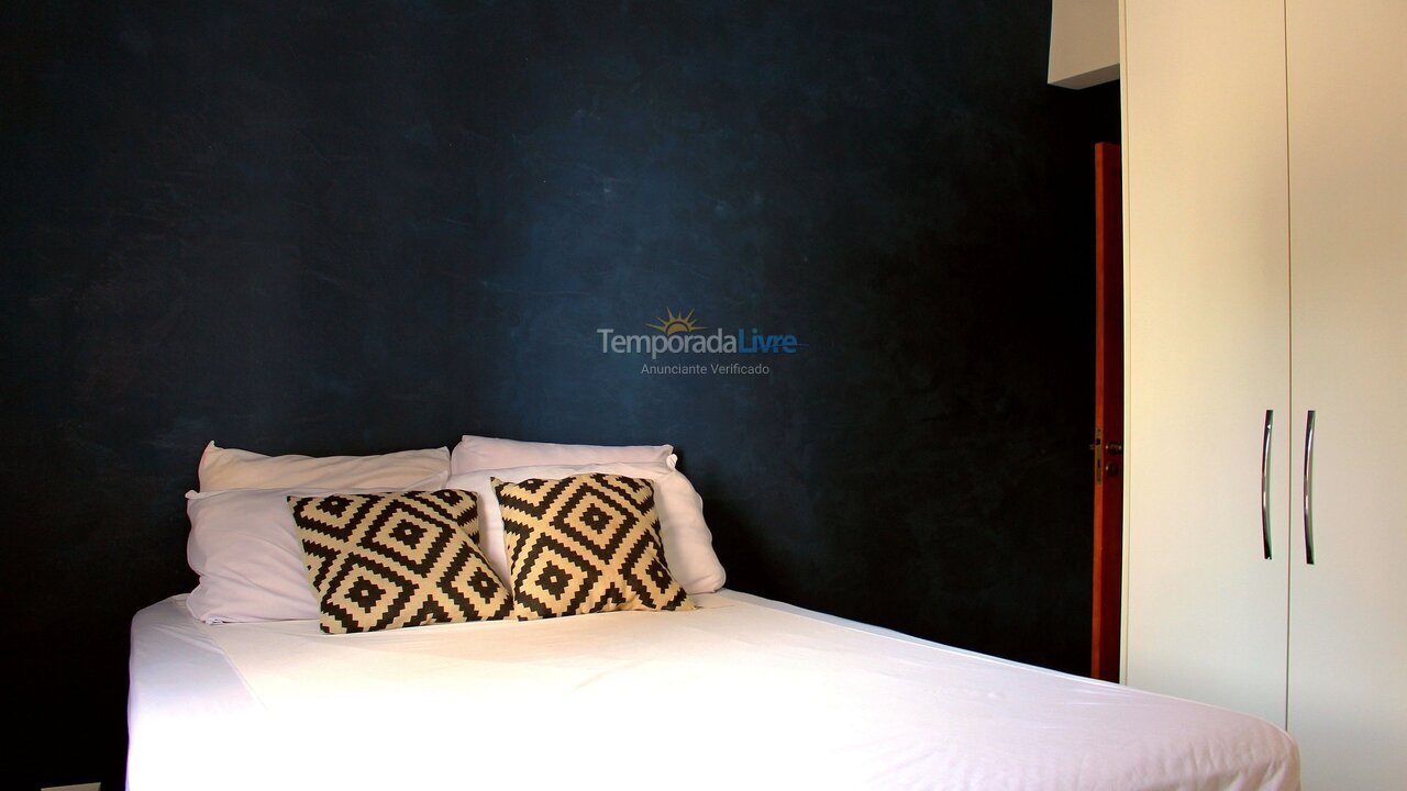 Apartamento para aluguel de temporada em Guarujá (Jardim Las Palmas)