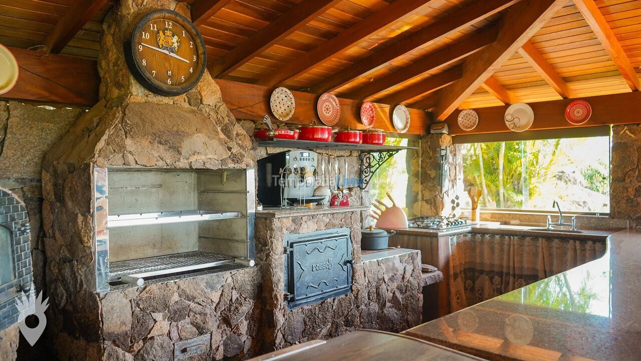 Casa para aluguel de temporada em Indaiatuba (Chácaras Videiras de Itaici)