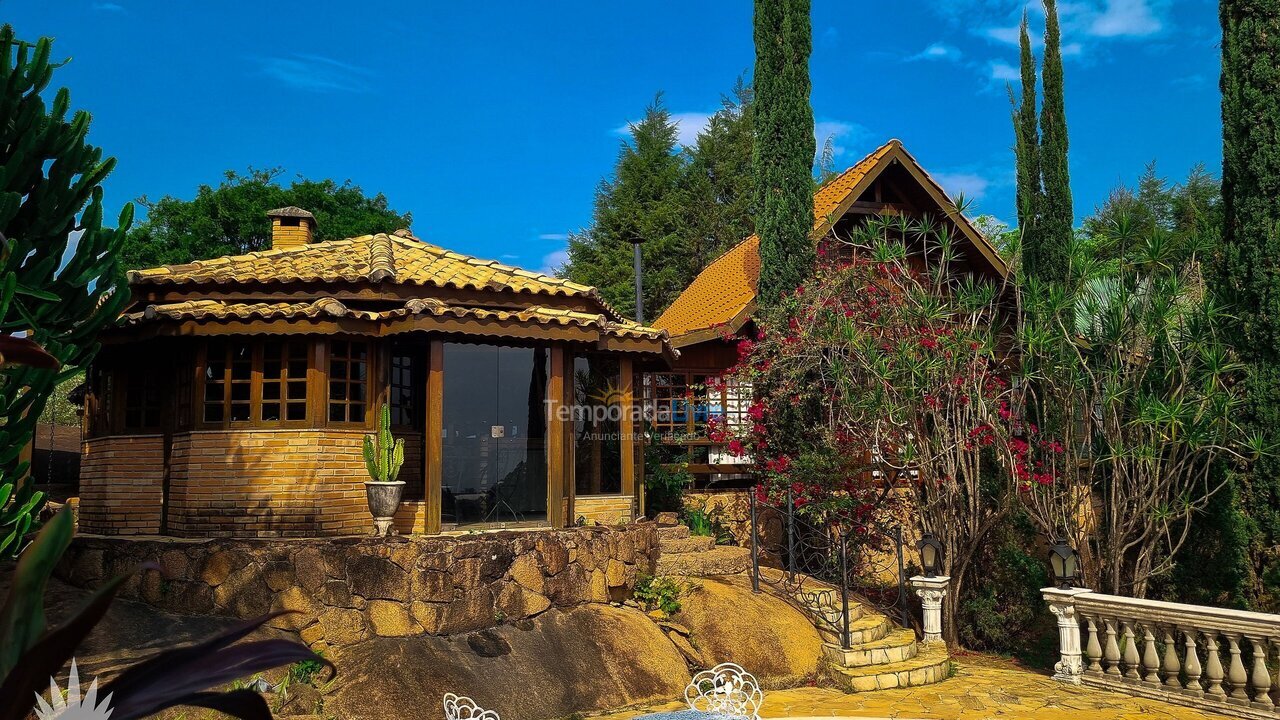 Casa para aluguel de temporada em Indaiatuba (Chácaras Videiras de Itaici)