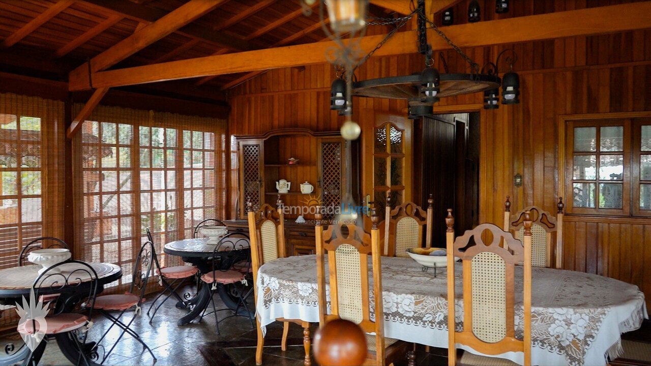 Casa para aluguel de temporada em Indaiatuba (Chácaras Videiras de Itaici)