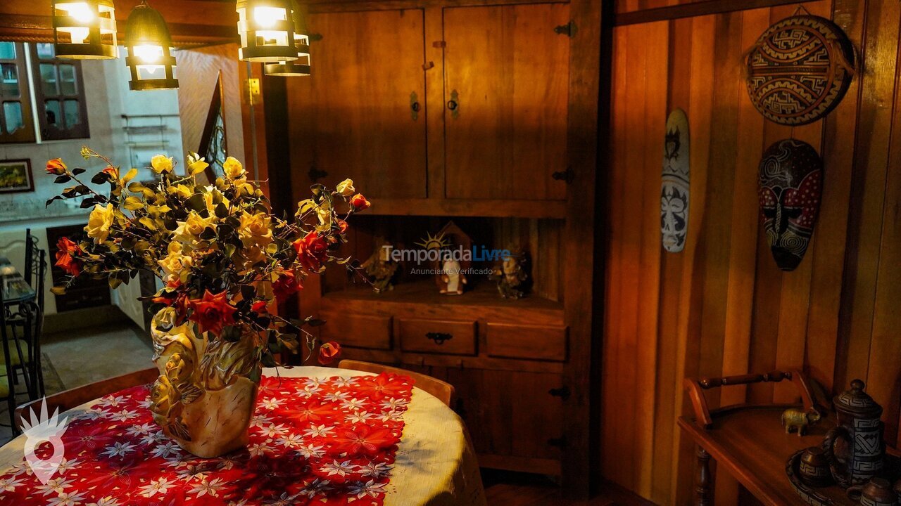 Casa para aluguel de temporada em Indaiatuba (Chácaras Videiras de Itaici)