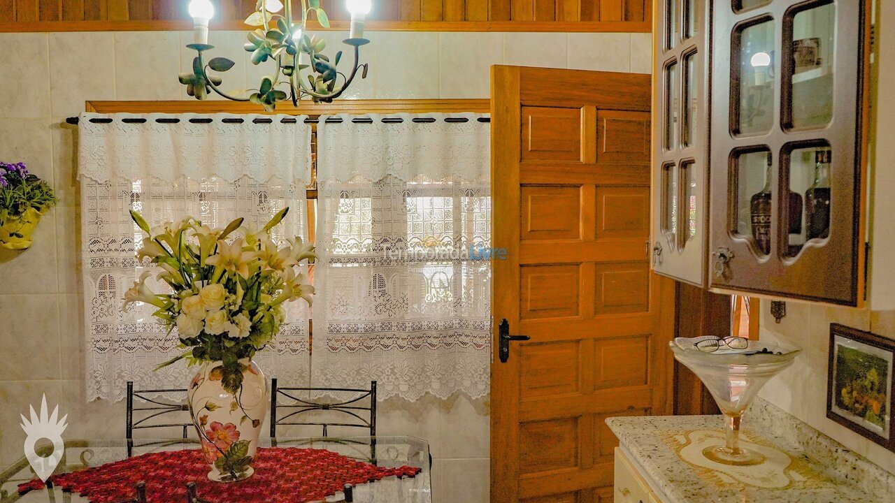 Casa para aluguel de temporada em Indaiatuba (Chácaras Videiras de Itaici)