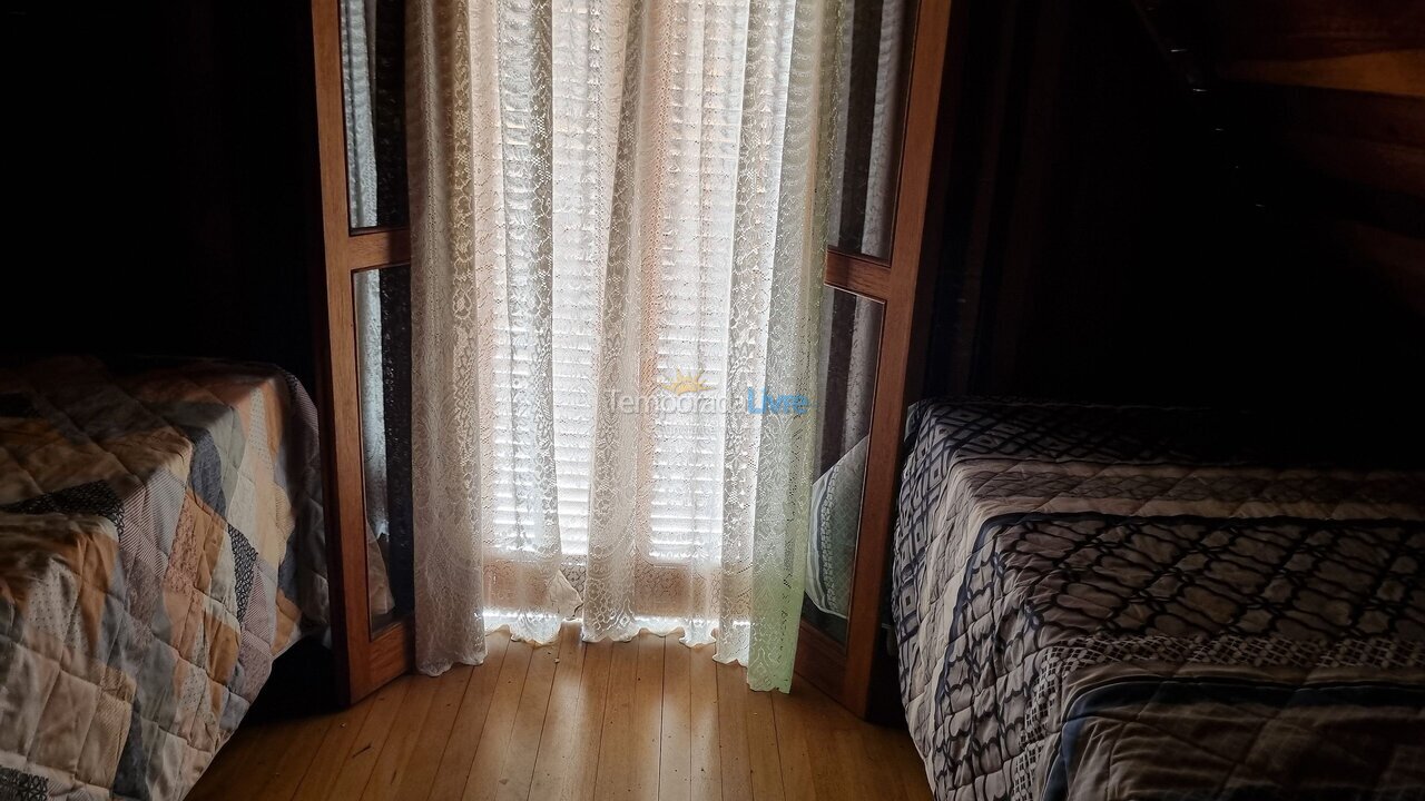 Casa para aluguel de temporada em Indaiatuba (Chácaras Videiras de Itaici)