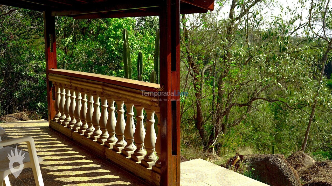 Casa para aluguel de temporada em Indaiatuba (Chácaras Videiras de Itaici)