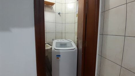 132 - Ubicado en Avenida Principal de Bombas - Apartamento con 02...