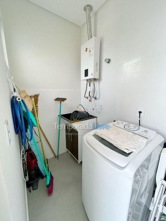 Apartment for vacation rental in Bombinhas (Mariscal)