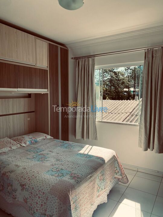 House for vacation rental in Bombinhas (Praia de Bombas)