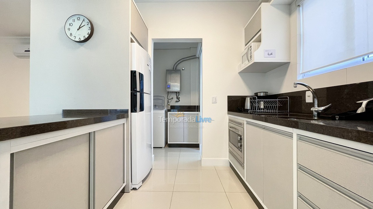 Apartamento para alquiler de vacaciones em Itapema (Meia Praia)