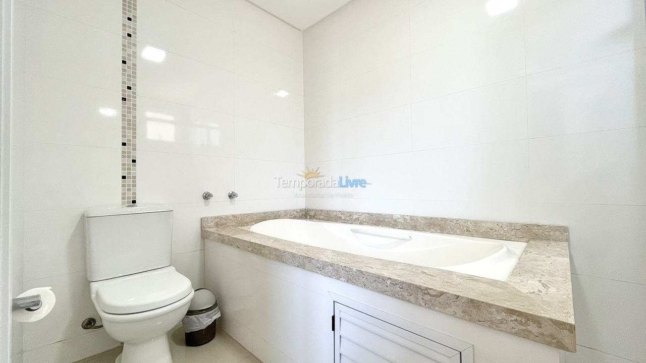 Apartamento para alquiler de vacaciones em Itapema (Meia Praia)