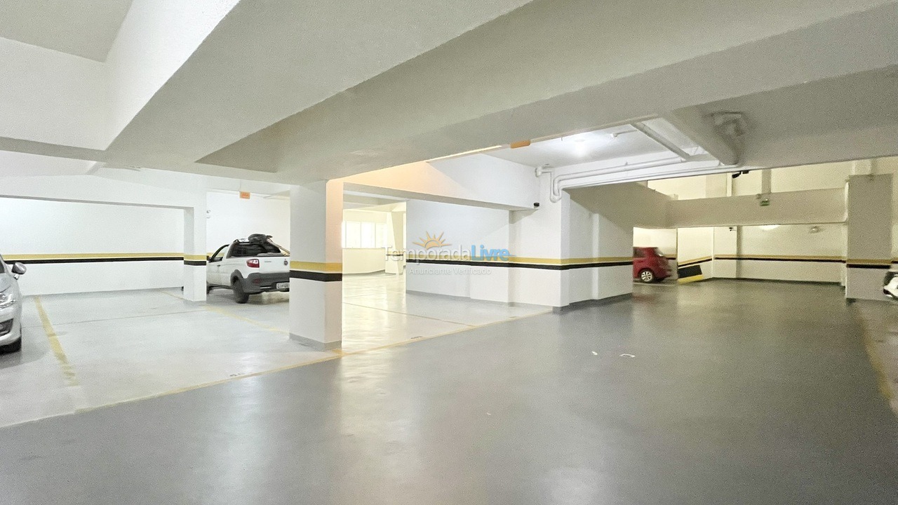 Apartamento para alquiler de vacaciones em Itapema (Meia Praia)