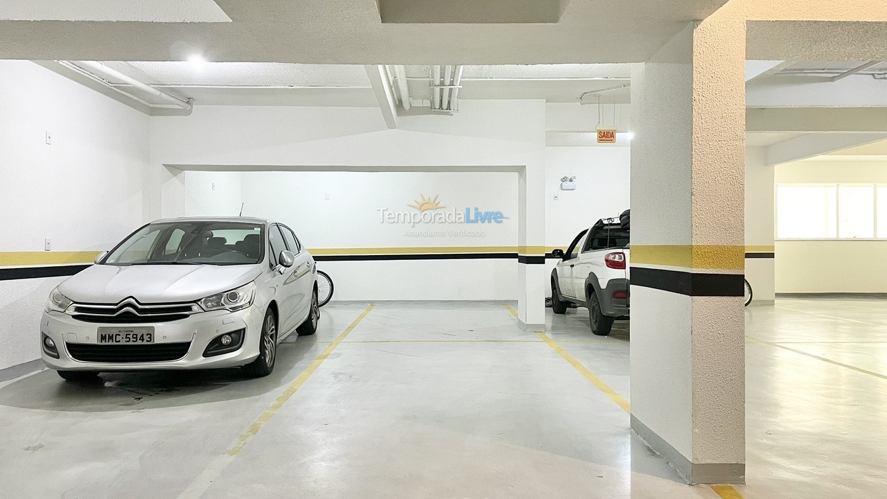 Apartamento para alquiler de vacaciones em Itapema (Meia Praia)