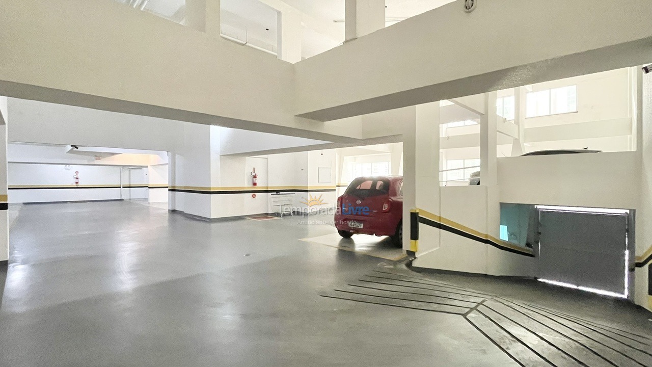 Apartamento para alquiler de vacaciones em Itapema (Meia Praia)