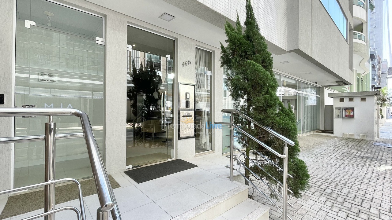 Apartamento para alquiler de vacaciones em Itapema (Meia Praia)