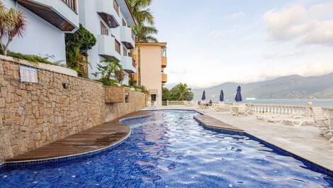 ¡Un Oasis en São Sebastião! Apartamento con vistas al mar ¡Fantástico!